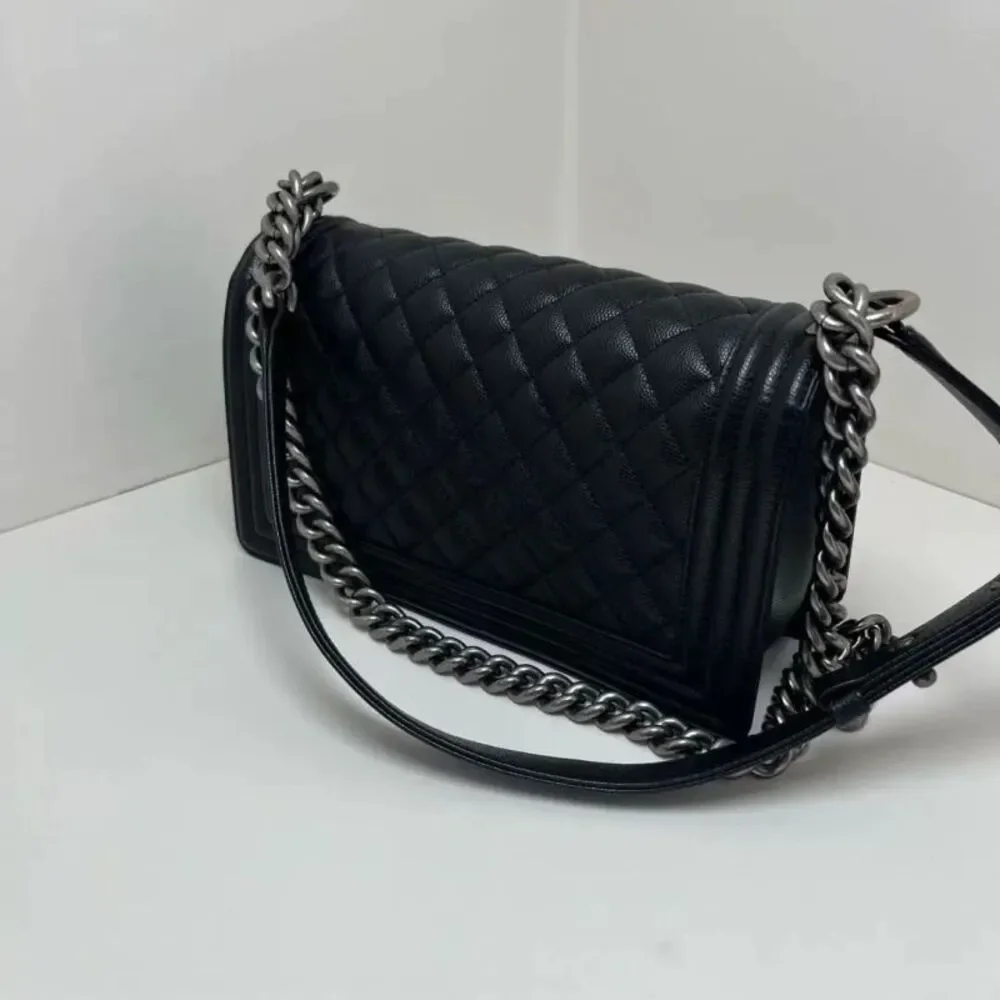 CHANEL brand color